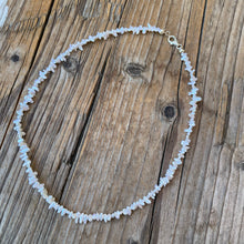 Load image into Gallery viewer, Wolf Tooth Freshwater Pearl Short Necklace