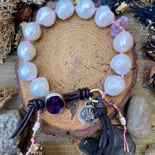 Load image into Gallery viewer, Luminous Large White Edison Pearl Custom Amethyst Button Bracelet