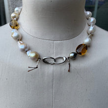 Load image into Gallery viewer, Ombré Baroque Pearls Whiskey Quartz Nuggets Tahitian Pearl Necklace