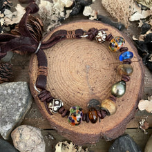 Load image into Gallery viewer, Tahitian Pearl, Artisan Lampwork Bead Leather Bracelet