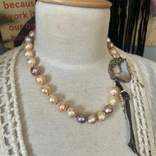 Load image into Gallery viewer, Candy Edison Pearls Artisan Geode Toggle Necklace