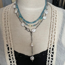 Load image into Gallery viewer, Aquamarine Rondelle Beaded Necklace with Baroque Pearl Pendant
