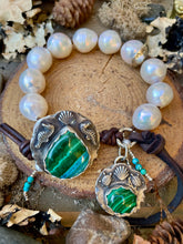 Load image into Gallery viewer, SALE High End Large White Edison Pearls Custom Ocean Button Bracelet
