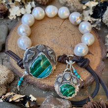 Load image into Gallery viewer, SALE High End Large White Edison Pearls Custom Ocean Button Bracelet
