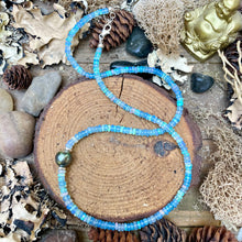 Load image into Gallery viewer, Graduated Blue Opal Tahitian Pearl Short Necklace
