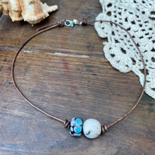 Load image into Gallery viewer, Leather Conch Shell Lampwork Bead Glass Bead choker Necklace
