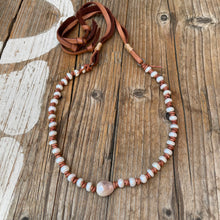 Load image into Gallery viewer, White Button Baroque Pearl Leather Necklace
