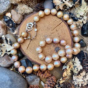Luminous champagne Edison Pearl Necklace