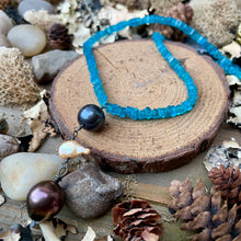 Load image into Gallery viewer, Neon Apatite Edison and Keshi Pearl Drop Necklace Beaded Short Necklace
