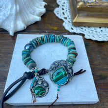 Load image into Gallery viewer, Turquoise Heishi Custom Ocean Button Bracelet
