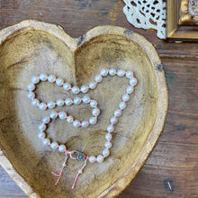 Load image into Gallery viewer, Luminous Round White Pearls Bubblegum Pink knotted Necklace
